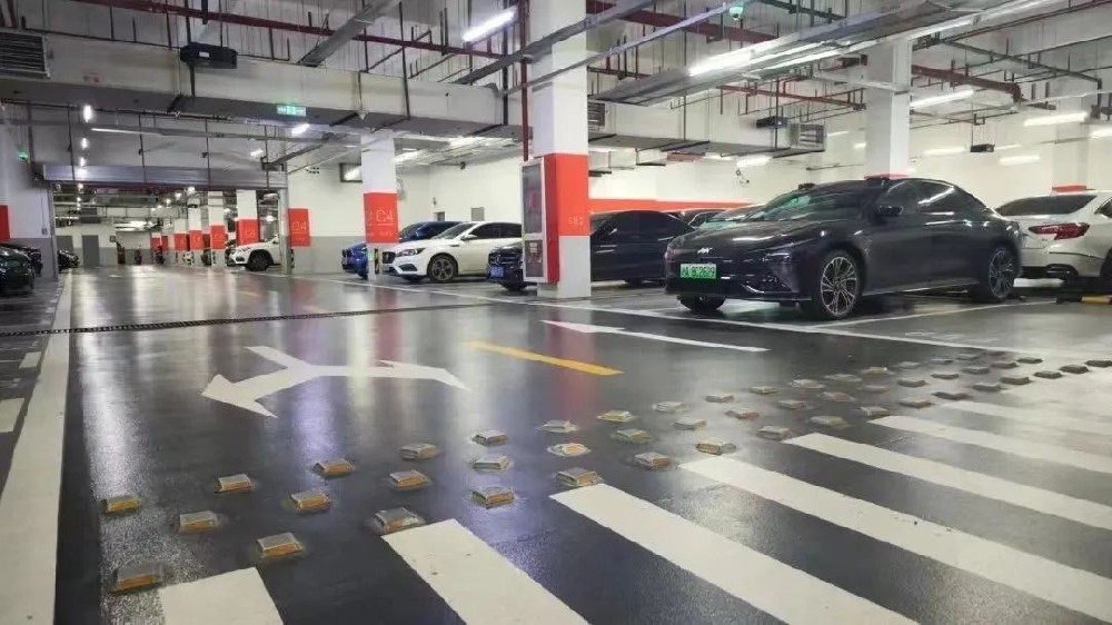 上海徐匯：新增公共停車位4370個，推出錯峰共享停車位3585個，有效緩解停車難